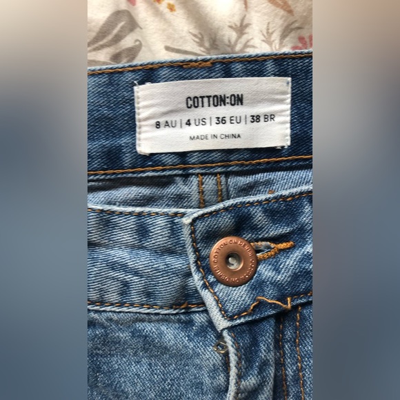 Jean shorts - Picture 3 of 3